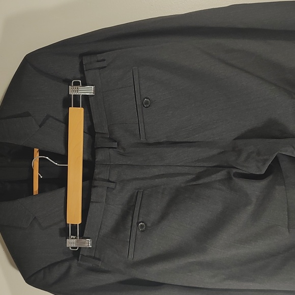 Boss Single Breasted Grey Pinstripe Suit - Picture 8 of 11